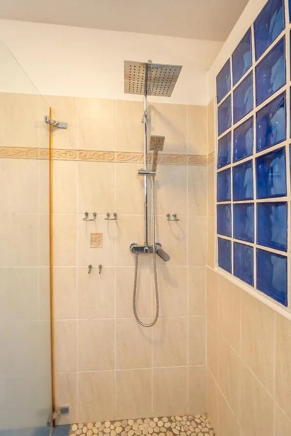 Corossol Villa D'Exception Avec Piscine Pour 14 Personnes Le Gosier  0*,