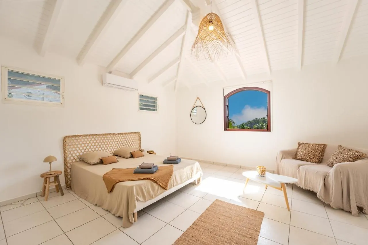Corossol Villa D'Exception Avec Piscine Pour 14 Personnes Le Gosier